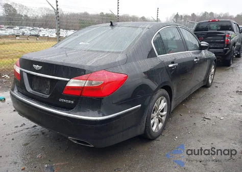 2013 Hyundai Genesis 3.8 from USA, damaged, VIN KMHGC4DD8DU220622